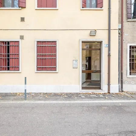Essential A 5 Min Da Piazza Dei Signori * Πάδοβα